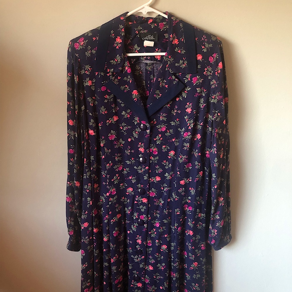 Vintage Lady Hardin Button-Down Floral Dress 14